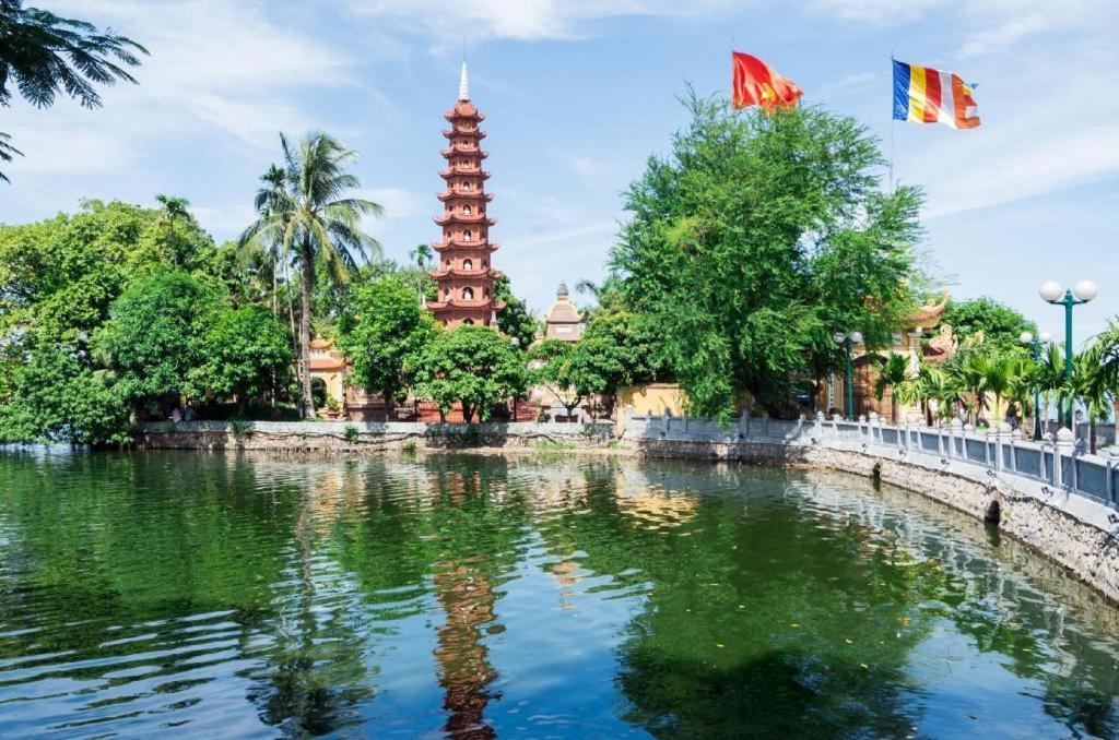 Old Quarter Family Hotel Hanoi Exterior photo