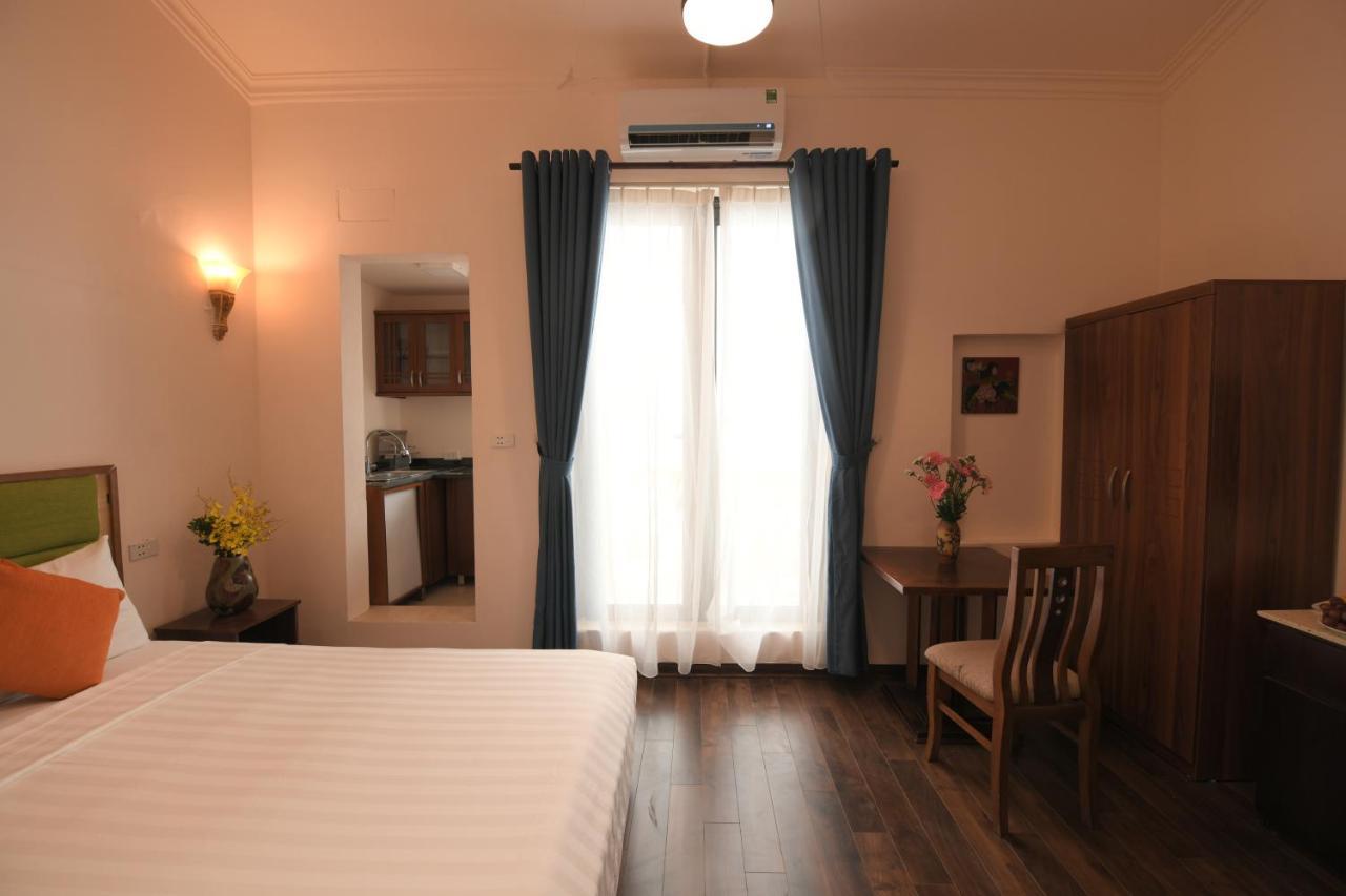 Old Quarter Family Hotel Hanoi Exterior photo